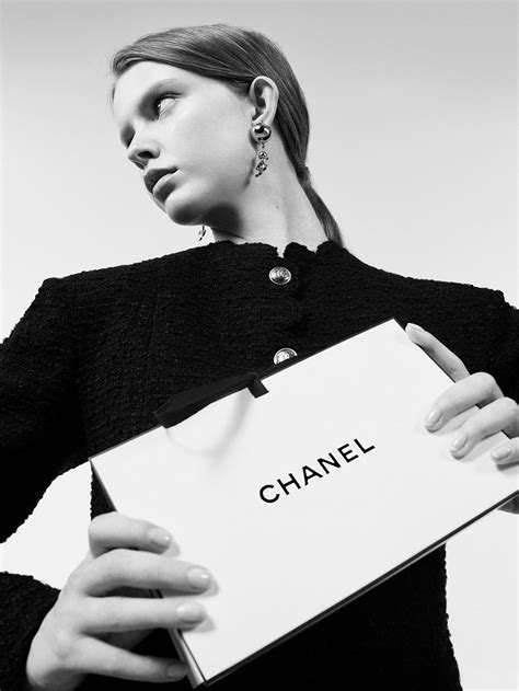 chanel customer service boutique|Chanel customer service representative.